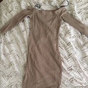 ❌SOLD❌Off the shoulders dress ❌SOLD❌